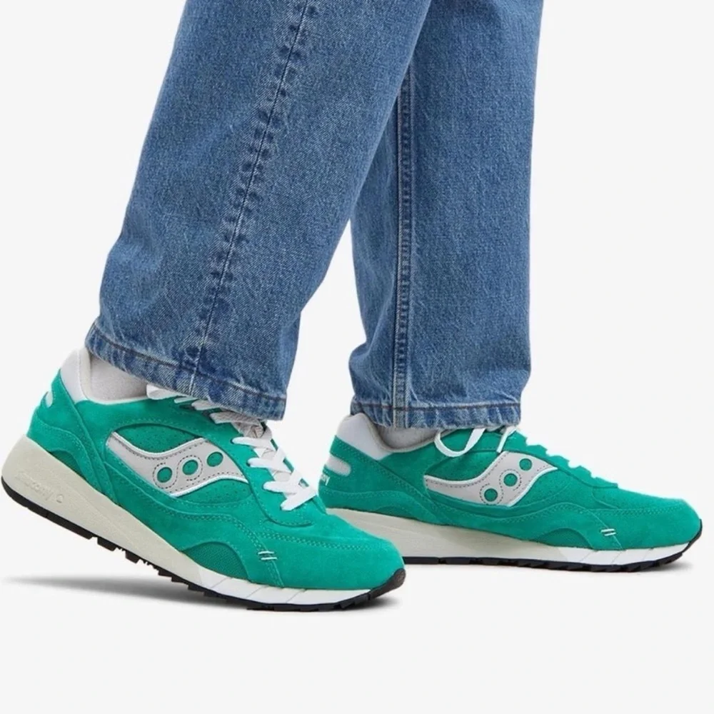Saucony Shadow 6000 Vibrant Green Suede — Men’s US 7 / Women’s 8.5